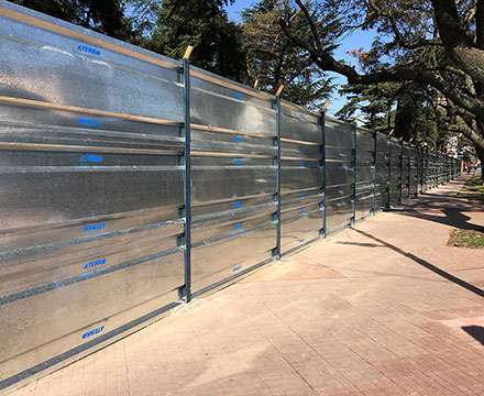 Fence of works-Metal fence Fence of works-Metal fence